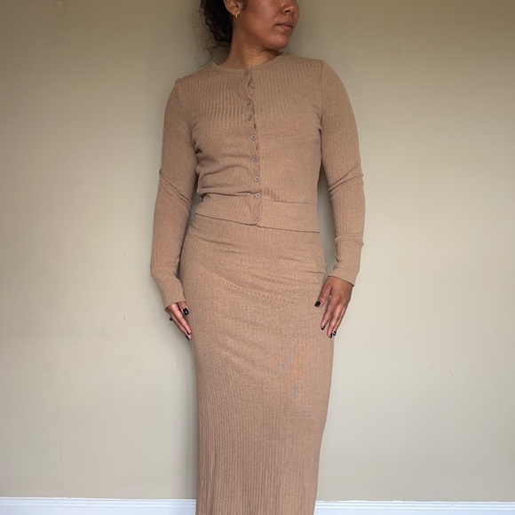 Light Cardigan & Skirt Set - Ribbed Brown - Ankle-Length - Picture 1 of 3